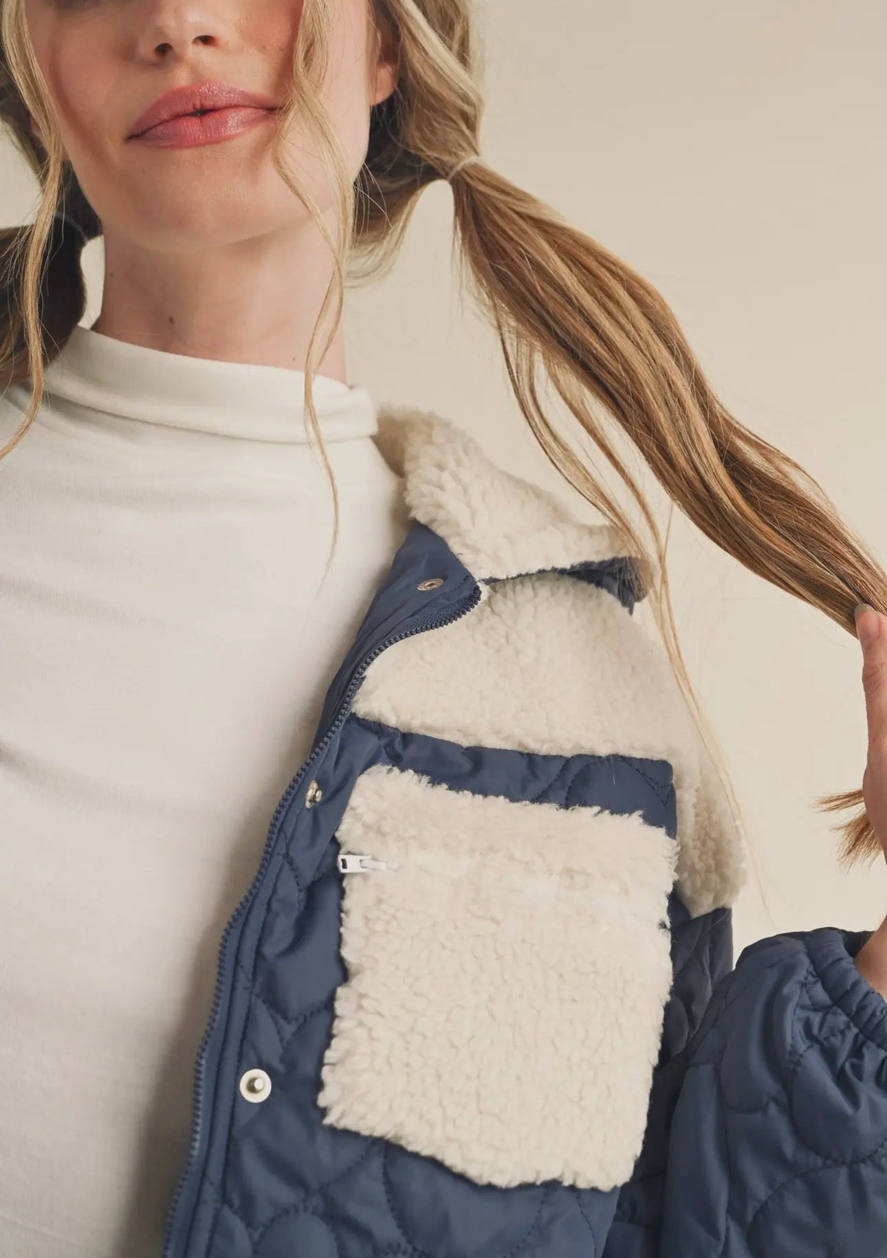 Mixed Heart Puff Jacket with
Hood