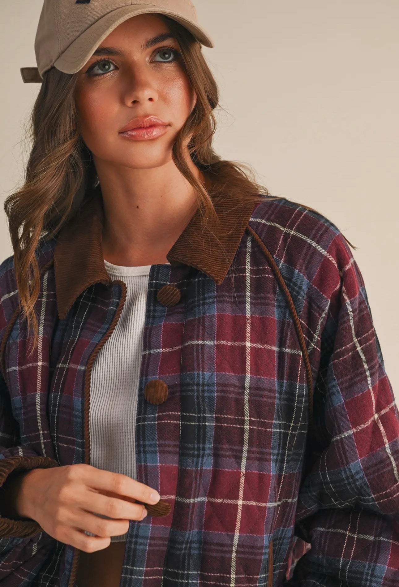 Plaid Quilted Jacket with Contrast
Corduroy Detail