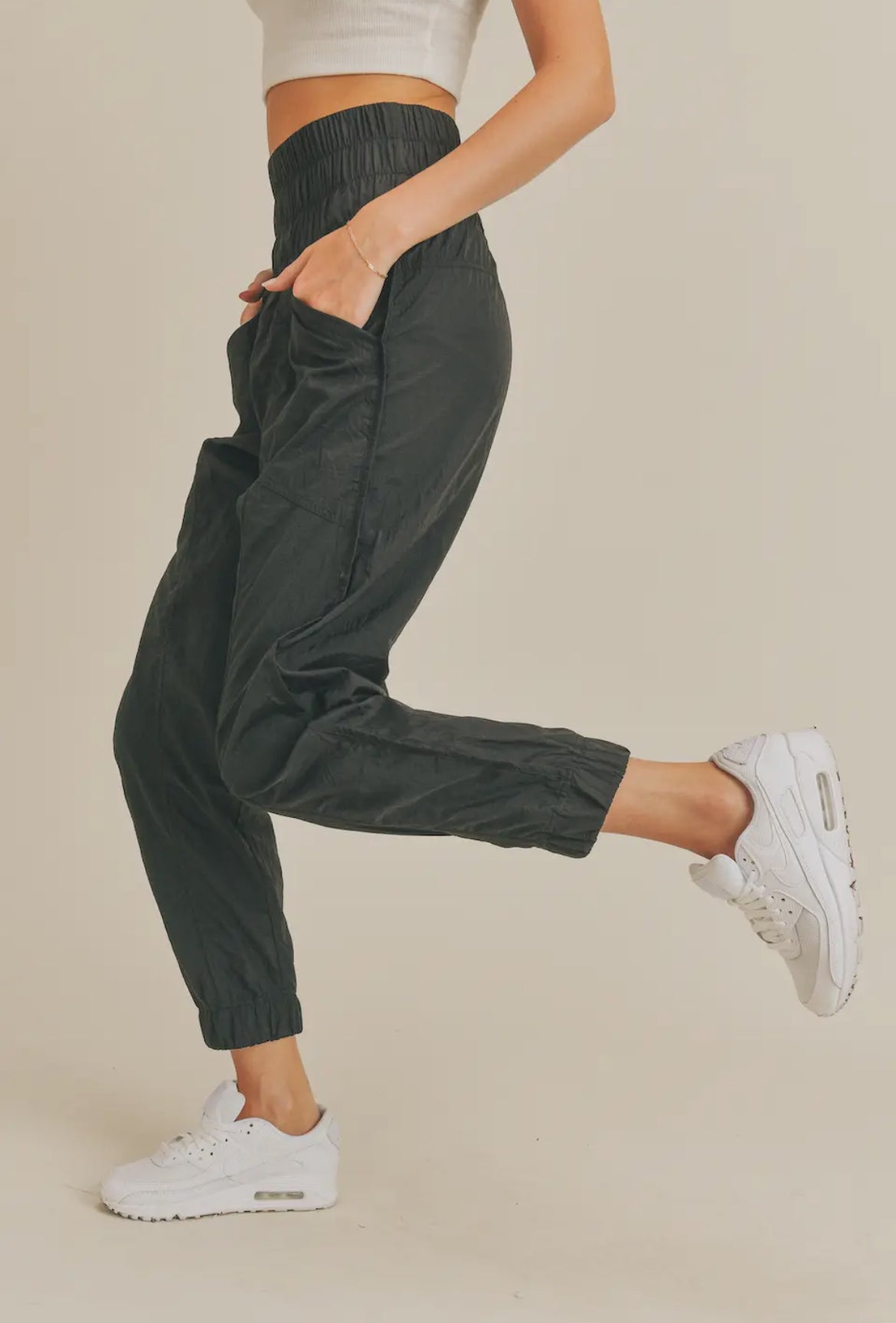 Black High Rise Warm-Up
Style Jogger