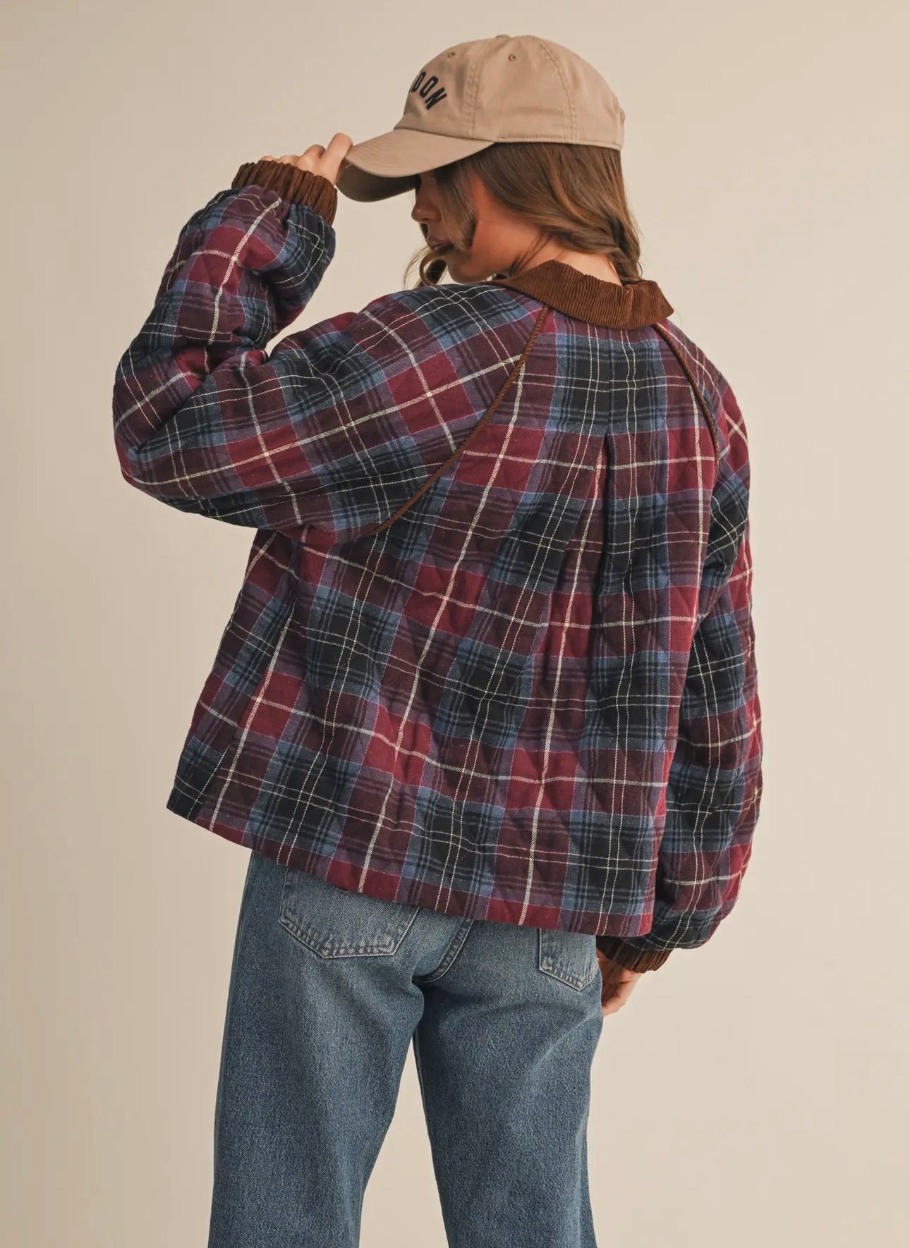 Plaid Quilted Jacket with Contrast
Corduroy Detail