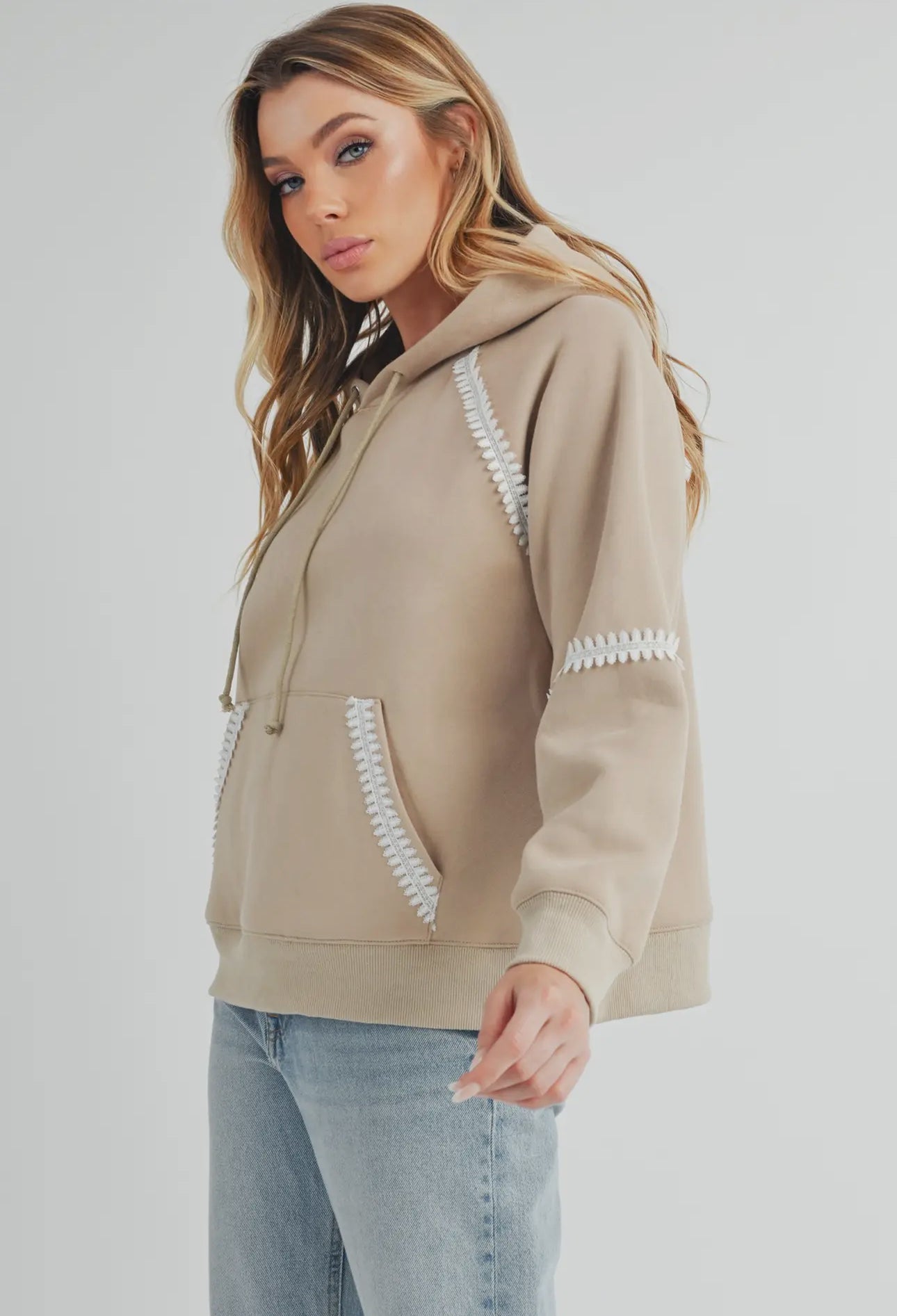 JoJo | Taupe Hoodie