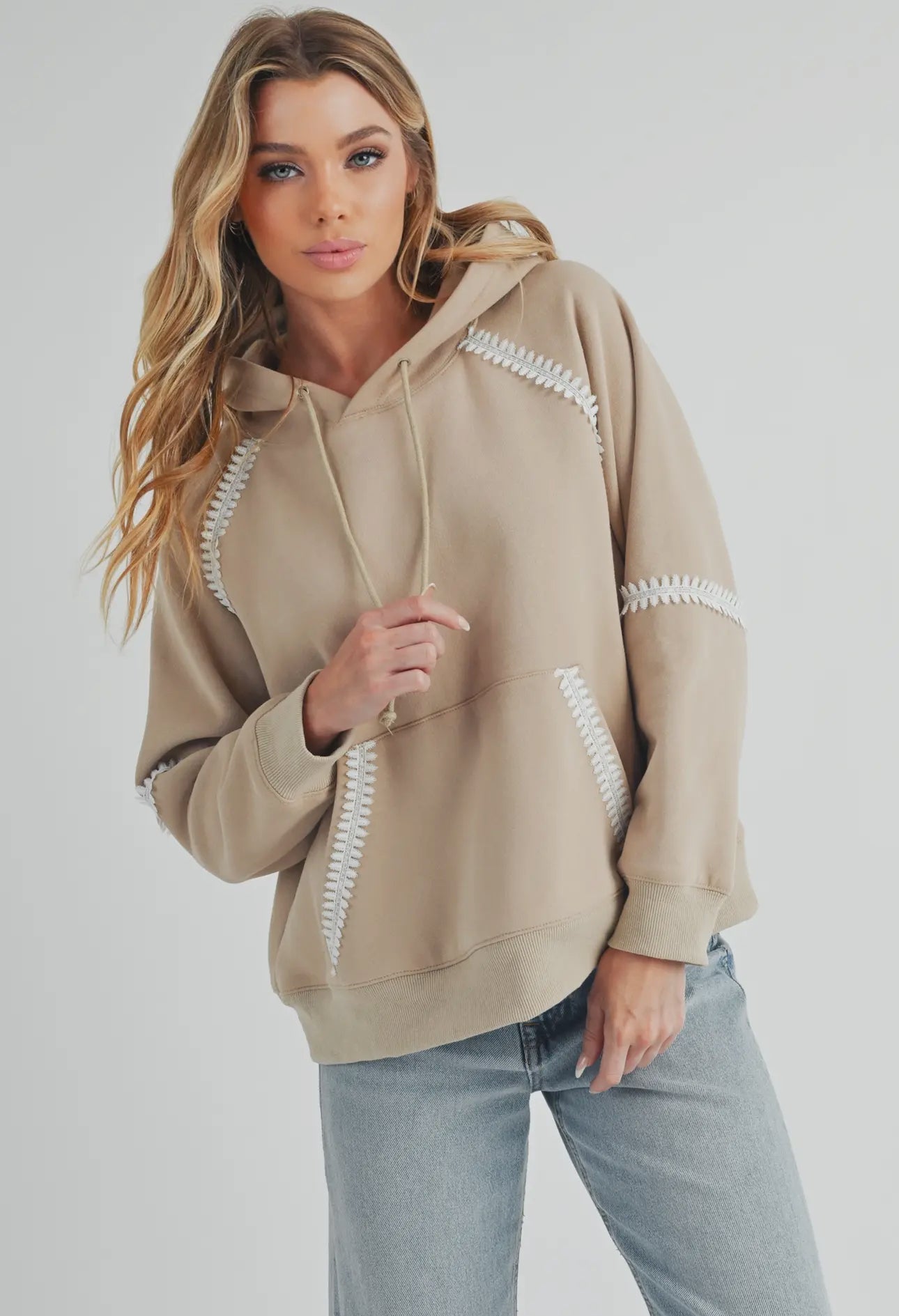 JoJo | Taupe Hoodie